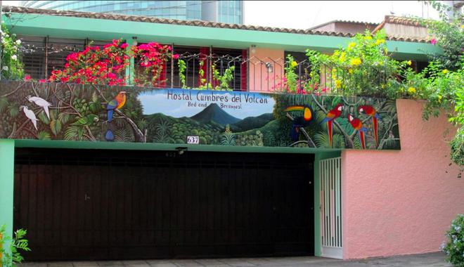 Best Party Hostel in Colonia Escalon | Party Hostel in El Salvador