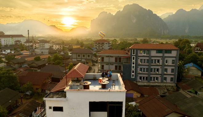 Best Party Hostel in Vang Vieng | Party Hostel in laos