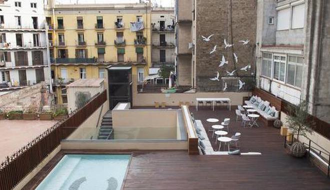 Best Party Hostel in Barcelona | Party Hostel in Spain